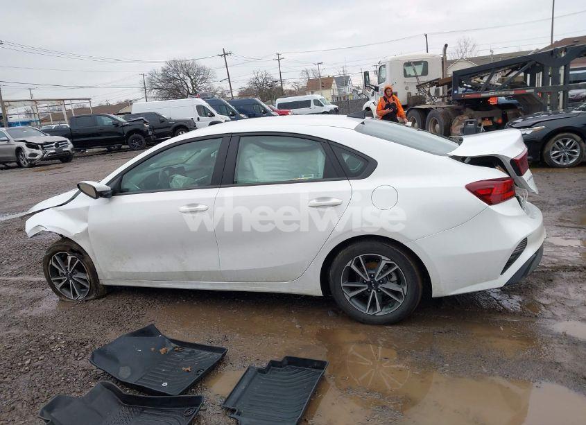 Photo 14 of 2023 Kia Forte LXS (VIN 3KPF24AD5PE542211)