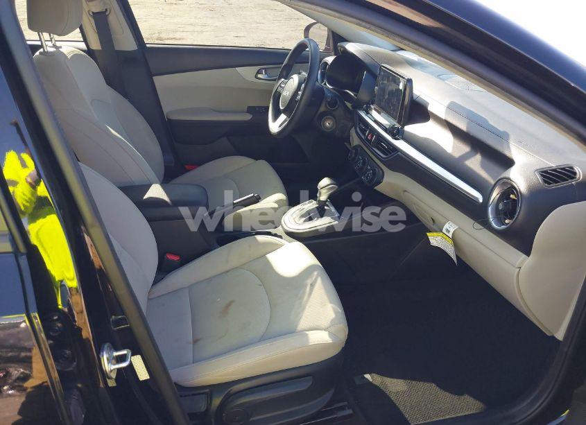 Photo 5 of 2023 Kia Forte LXS (VIN 3KPF24AD5PE554908)