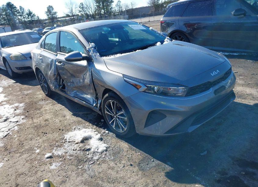 2023 Kia Forte LXS (VIN 3KPF24AD5PE558411) main photo