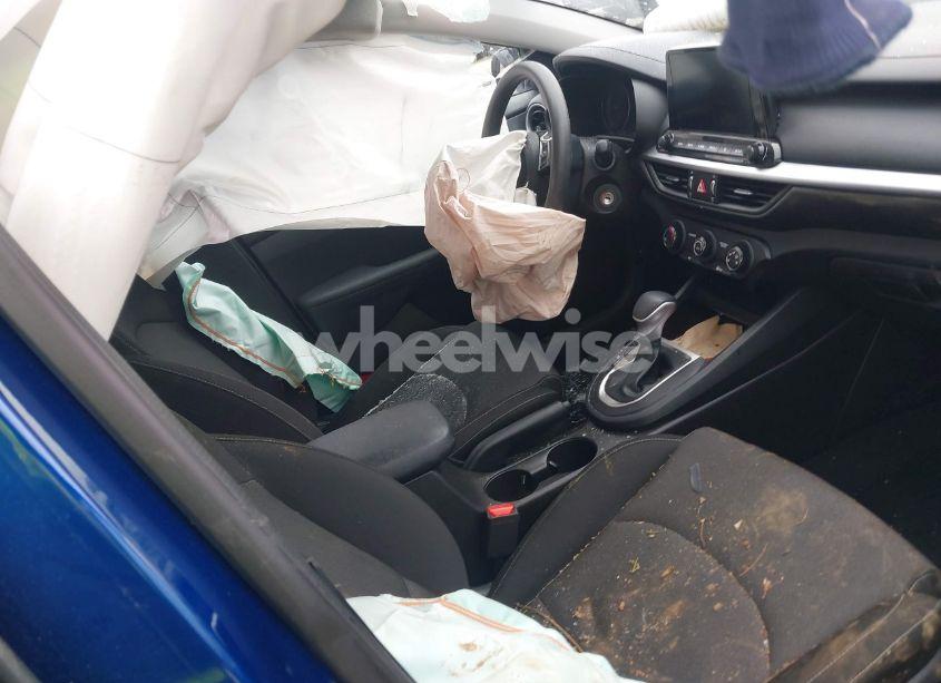 Photo 5 of 2023 Kia Forte LXS (VIN 3KPF24AD5PE565908)