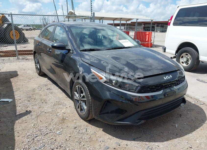 2023 Kia Forte LXS (VIN 3KPF24AD5PE567447) main photo