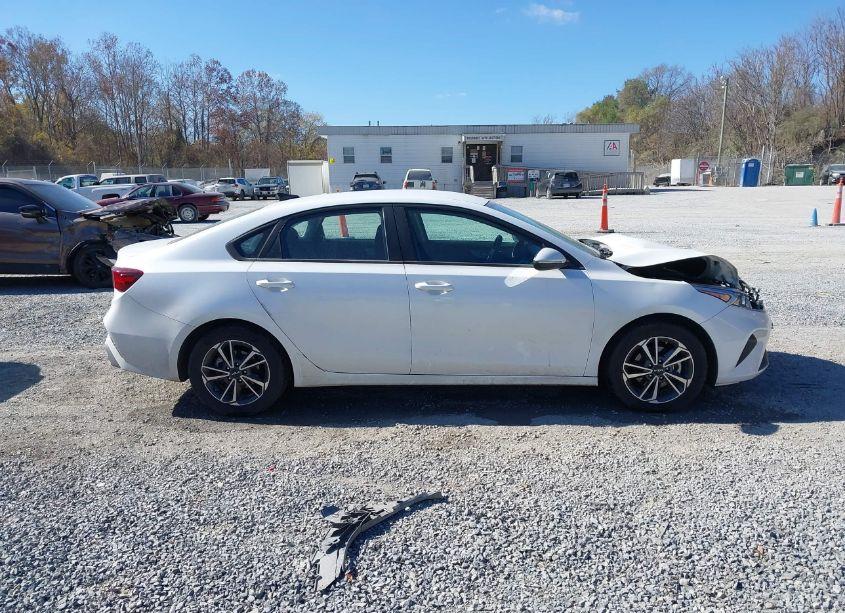 Photo 13 of 2023 Kia Forte LXS (VIN 3KPF24AD5PE574236)