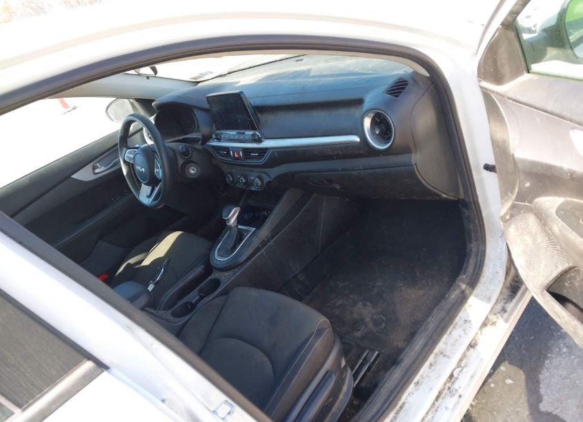 Photo 5 of 2023 Kia Forte LXS (VIN 3KPF24AD5PE574236)