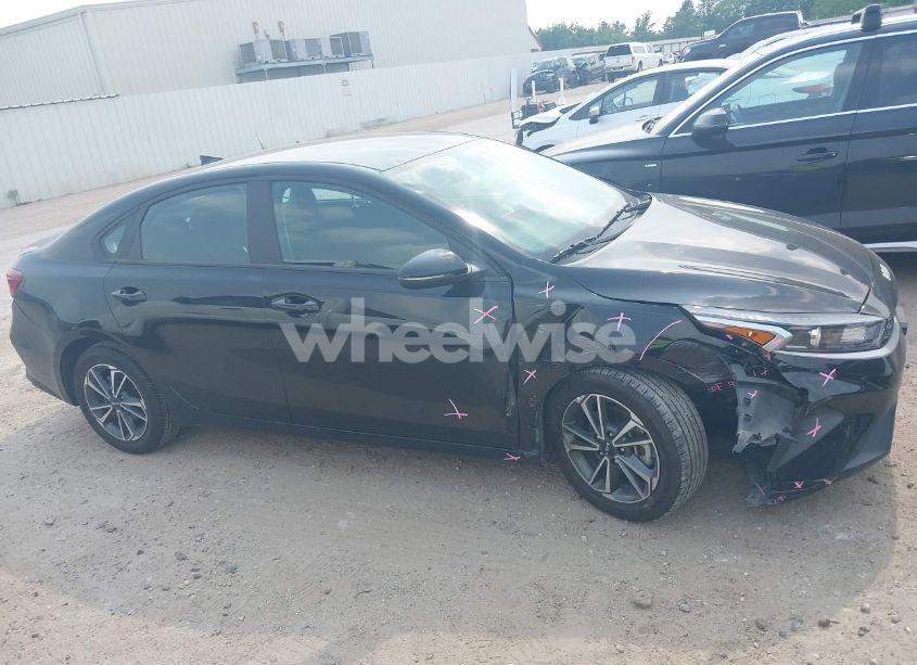 Photo 14 of 2023 Kia Forte LXS (VIN 3KPF24AD5PE581736)