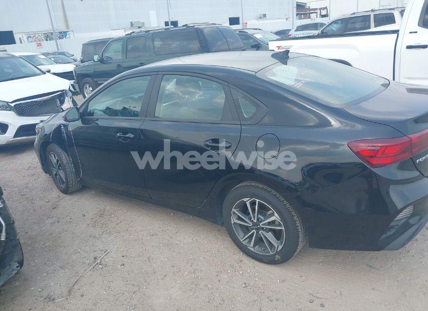 Photo 15 of 2023 Kia Forte LXS (VIN 3KPF24AD5PE581736)