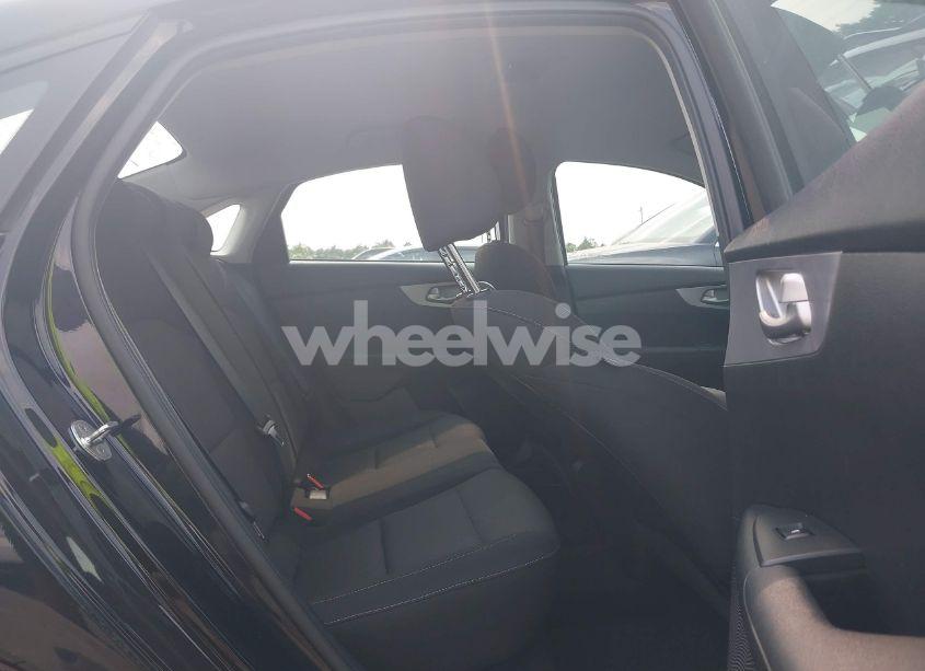 Photo 8 of 2023 Kia Forte LXS (VIN 3KPF24AD5PE581736)