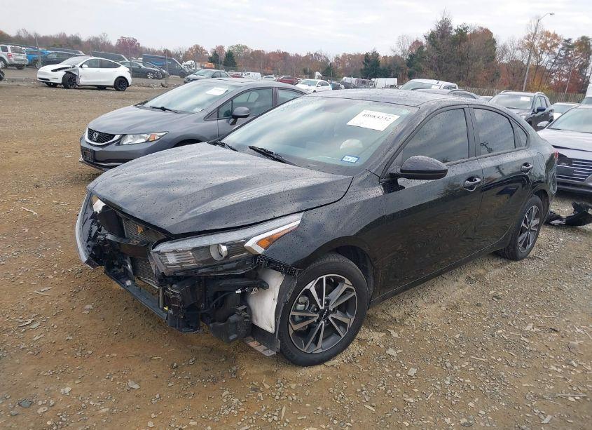 Photo 2 of 2023 Kia Forte LXS (VIN 3KPF24AD5PE599430)