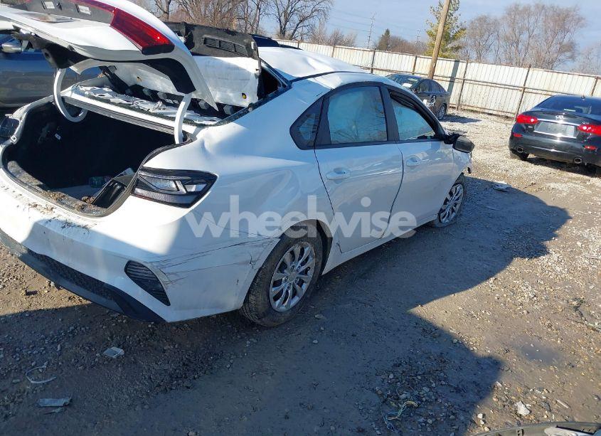 Photo 4 of 2023 Kia Forte LX (VIN 3KPF24AD5PE632801)