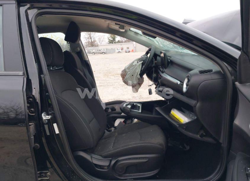 Photo 5 of 2023 Kia Forte LX (VIN 3KPF24AD5PE654524)