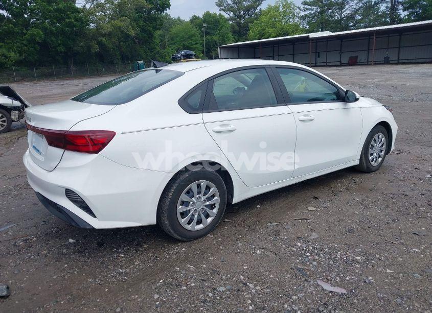 Photo 4 of 2023 Kia Forte LX (VIN 3KPF24AD5PE677916)