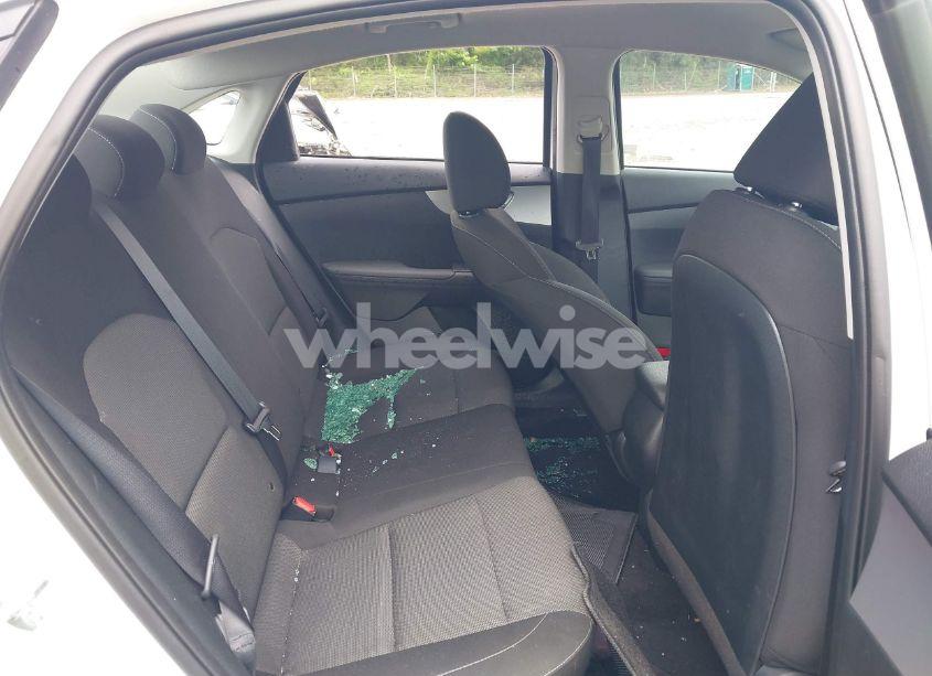 Photo 8 of 2023 Kia Forte LX (VIN 3KPF24AD5PE677916)