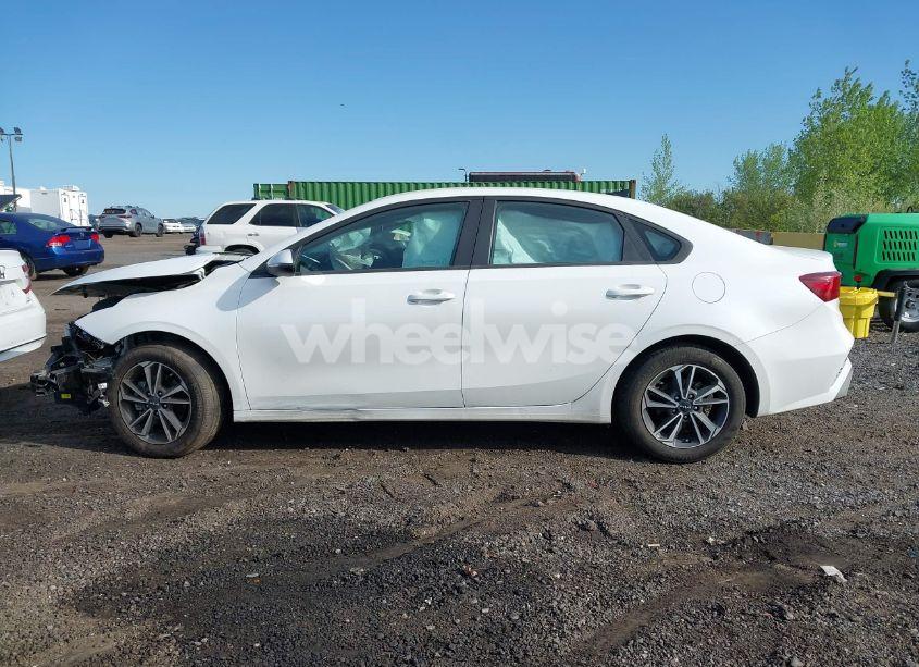 Photo 15 of 2023 Kia Forte LXS (VIN 3KPF24AD5PE690620)