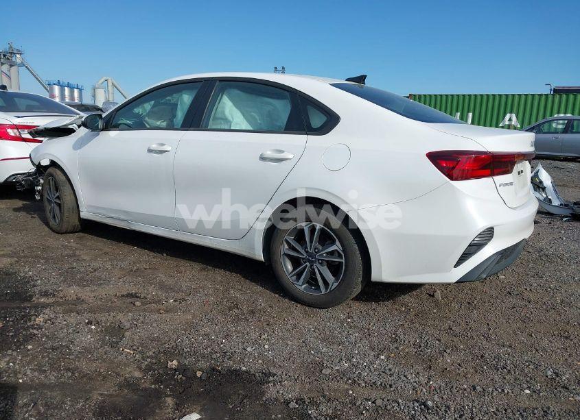 Photo 3 of 2023 Kia Forte LXS (VIN 3KPF24AD5PE690620)