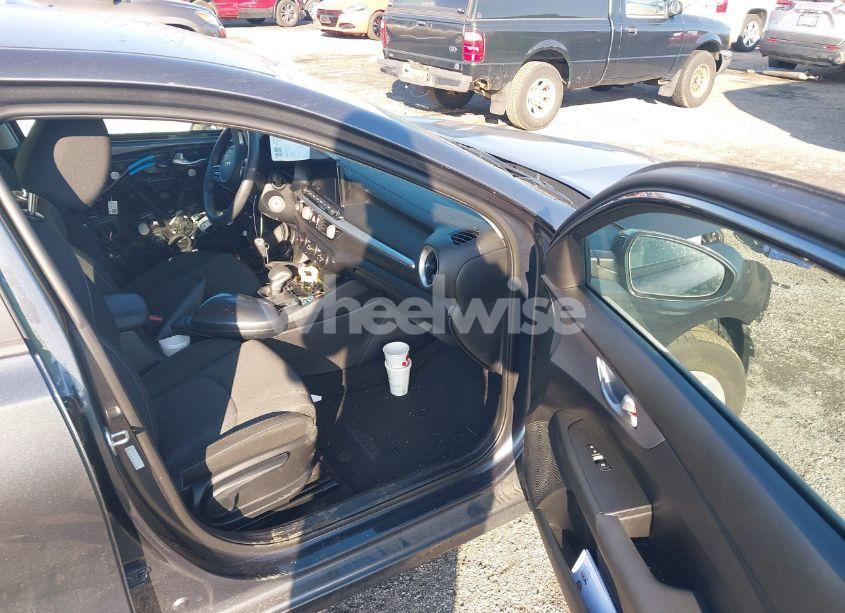 Photo 5 of 2024 Kia Forte LX (VIN 3KPF24AD5RE687834)