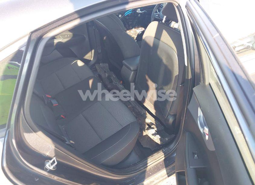 Photo 8 of 2024 Kia Forte LX (VIN 3KPF24AD5RE687834)