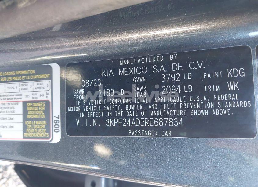 Photo 9 of 2024 Kia Forte LX (VIN 3KPF24AD5RE687834)