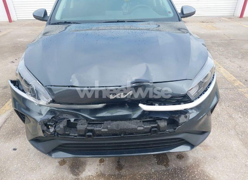 Photo 12 of 2024 Kia Forte LXS (VIN 3KPF24AD5RE720752)