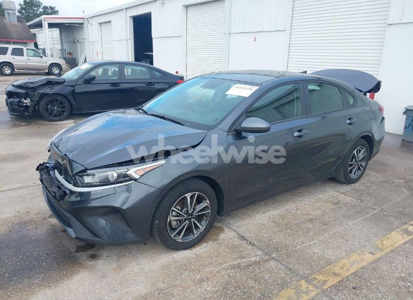 Photo 2 of 2024 Kia Forte LXS (VIN 3KPF24AD5RE720752)