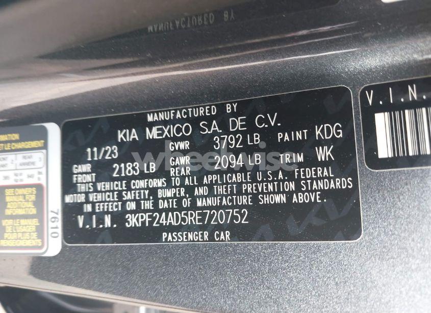 Photo 9 of 2024 Kia Forte LXS (VIN 3KPF24AD5RE720752)
