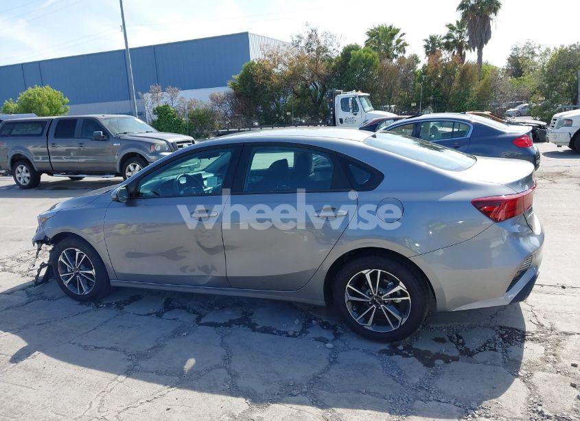 Photo 14 of 2024 Kia Forte LXS (VIN 3KPF24AD5RE759745)