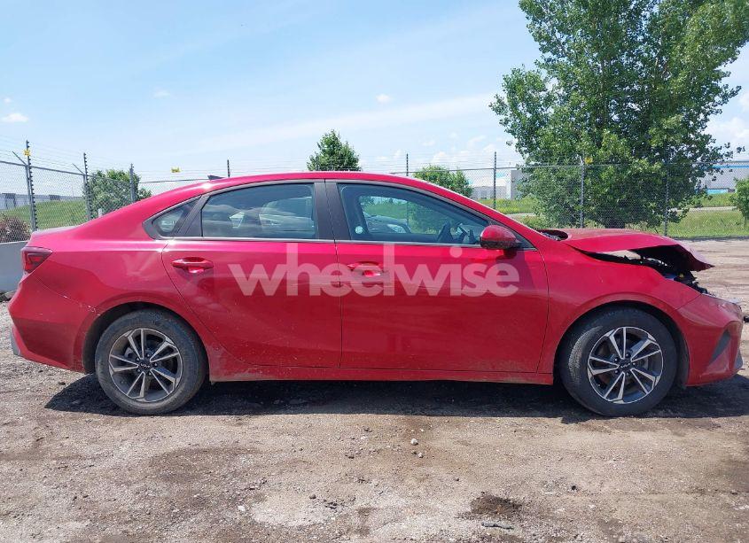 Photo 12 of 2024 Kia Forte LXS (VIN 3KPF24AD5RE764072)