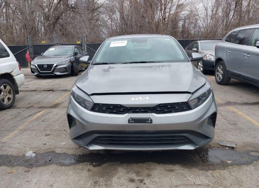 Photo 12 of 2024 Kia Forte LXS (VIN 3KPF24AD5RE768428)