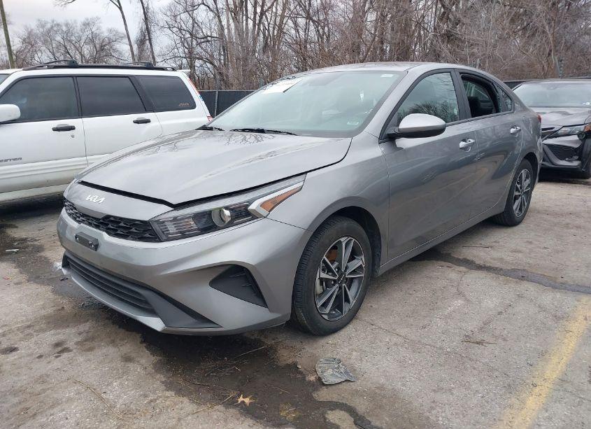 Photo 2 of 2024 Kia Forte LXS (VIN 3KPF24AD5RE768428)