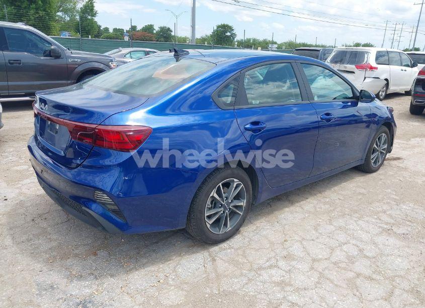 Photo 4 of 2024 Kia Forte LXS (VIN 3KPF24AD5RE786542)