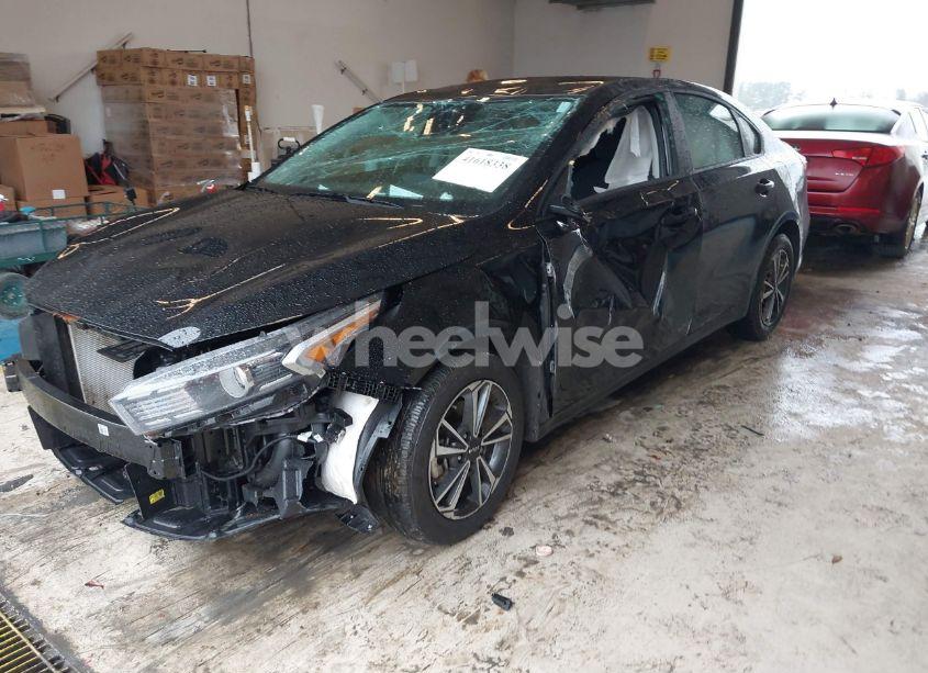 Photo 6 of 2024 Kia Forte LXS (VIN 3KPF24AD5RE805557)