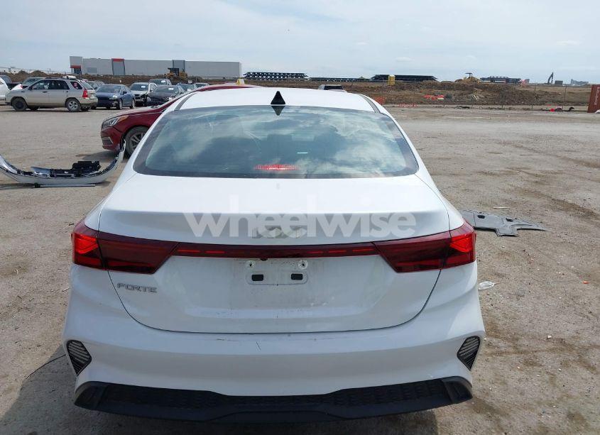 Photo 15 of 2024 Kia Forte LXS (VIN 3KPF24AD5RE812444)