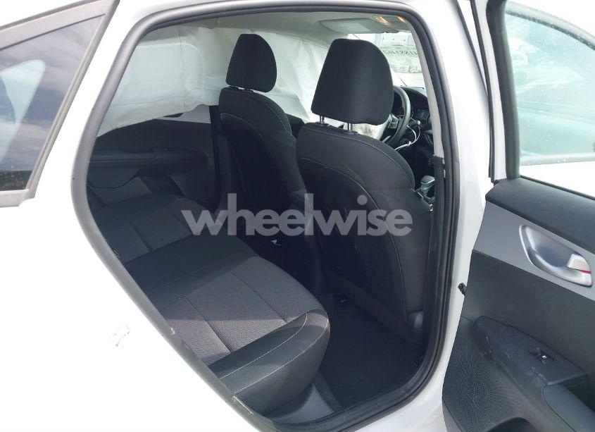 Photo 8 of 2024 Kia Forte LXS (VIN 3KPF24AD5RE812444)