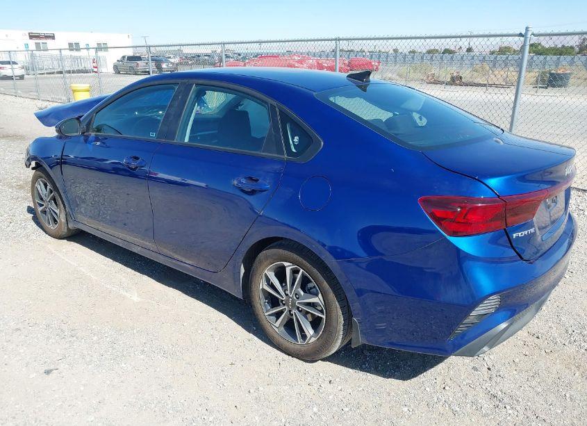 Photo 3 of 2024 Kia Forte LXS (VIN 3KPF24AD5RE814808)