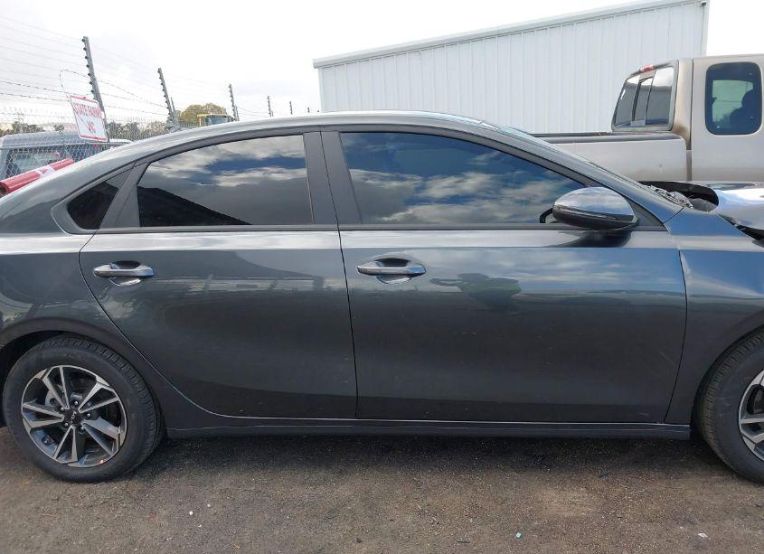Photo 14 of 2024 Kia Forte LXS (VIN 3KPF24AD5RE821550)