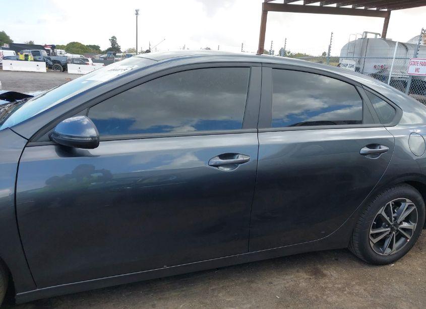 Photo 15 of 2024 Kia Forte LXS (VIN 3KPF24AD5RE821550)