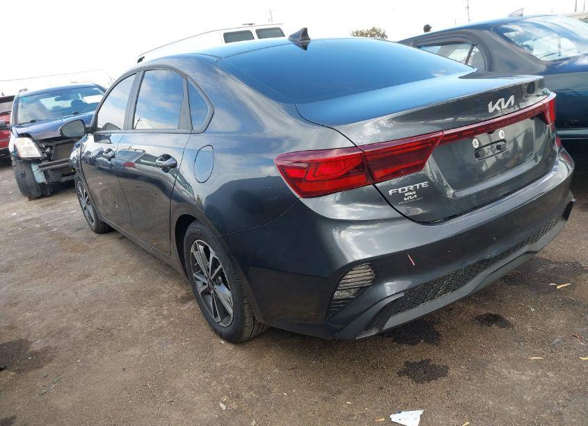Photo 3 of 2024 Kia Forte LXS (VIN 3KPF24AD5RE821550)
