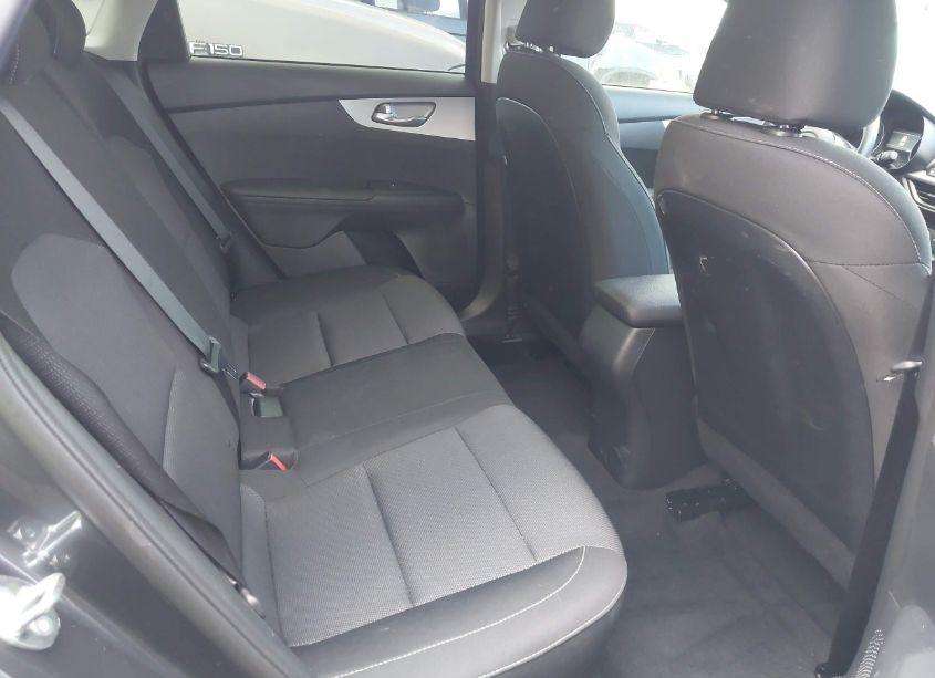 Photo 8 of 2024 Kia Forte LXS (VIN 3KPF24AD5RE821550)