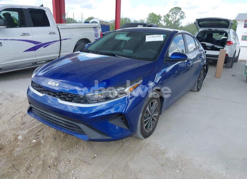 Photo 2 of 2024 Kia Forte LXS (VIN 3KPF24AD5RE829325)