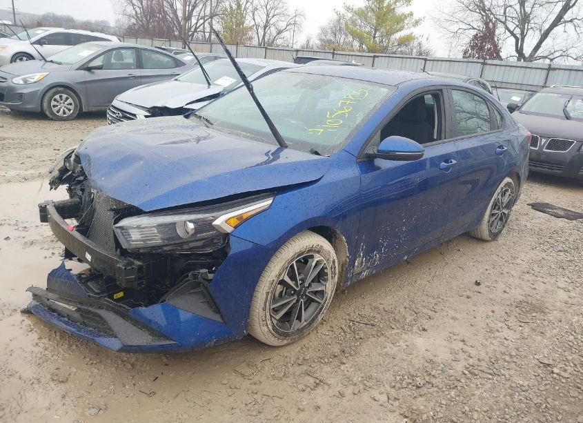 Photo 2 of 2024 Kia Forte LXS (VIN 3KPF24AD5RE830815)