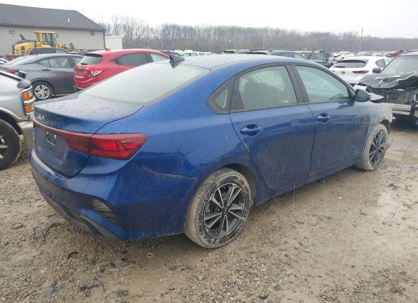 Photo 4 of 2024 Kia Forte LXS (VIN 3KPF24AD5RE830815)