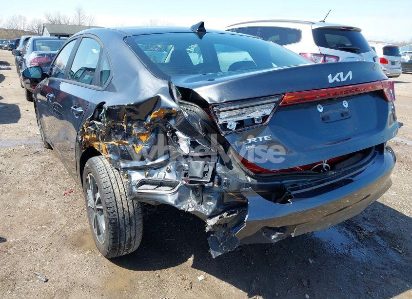 Photo 6 of 2024 Kia Forte LXS (VIN 3KPF24AD5RE838266)