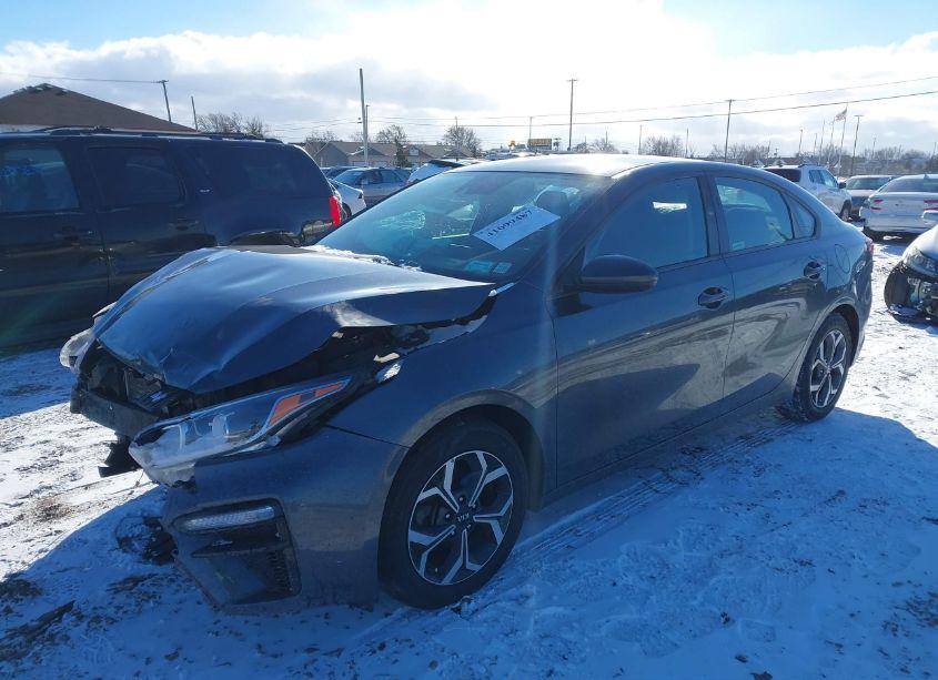 Photo 2 of 2019 Kia Forte LXS (VIN 3KPF24AD6KE006991)