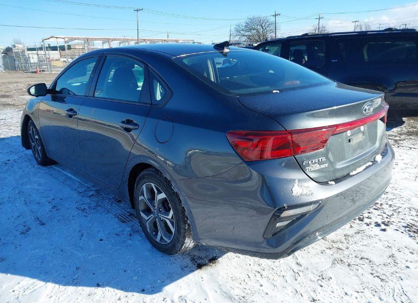 Photo 3 of 2019 Kia Forte LXS (VIN 3KPF24AD6KE006991)