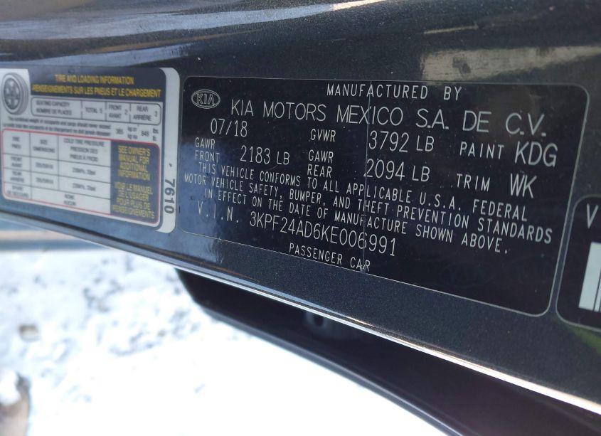 Photo 9 of 2019 Kia Forte LXS (VIN 3KPF24AD6KE006991)