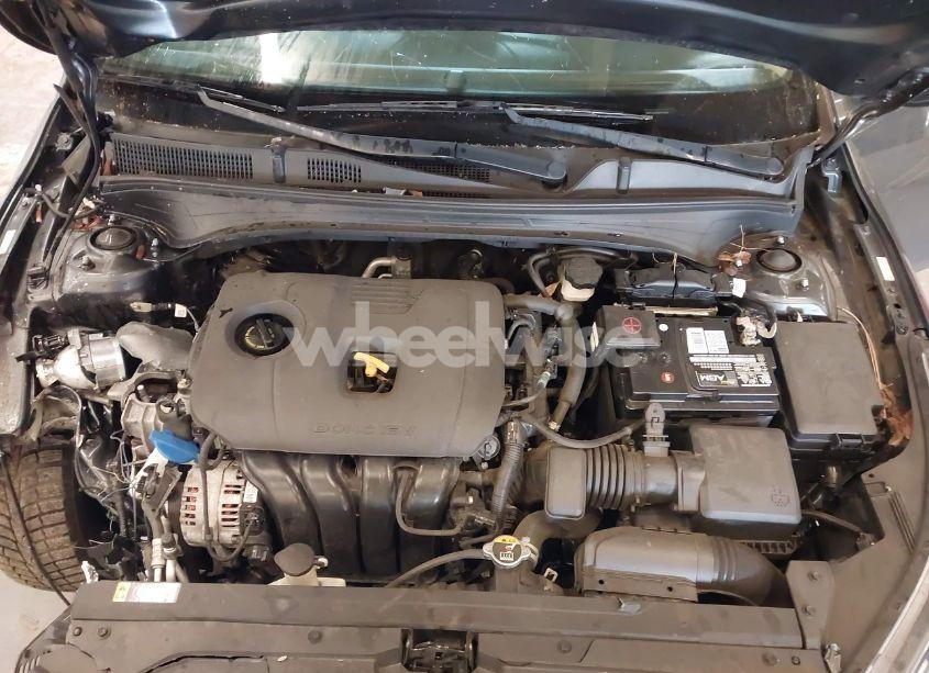 Photo 10 of 2019 Kia Forte FE (VIN 3KPF24AD6KE011642)