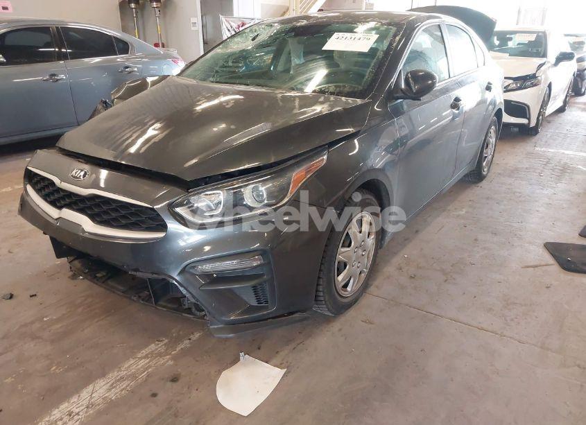 Photo 6 of 2019 Kia Forte FE (VIN 3KPF24AD6KE011642)