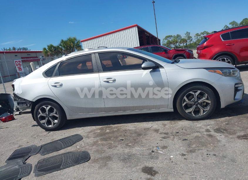 Photo 14 of 2019 Kia Forte LXS (VIN 3KPF24AD6KE041725)