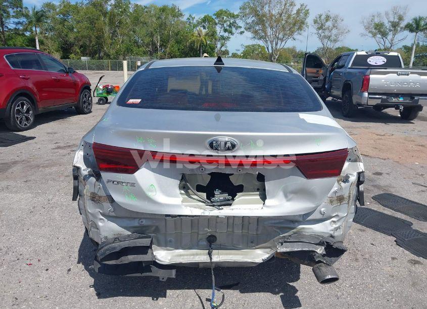 Photo 17 of 2019 Kia Forte LXS (VIN 3KPF24AD6KE041725)
