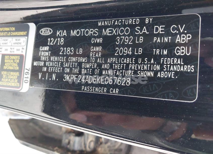 Photo 9 of 2019 Kia Forte LXS (VIN 3KPF24AD6KE067628)