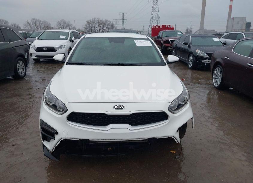 Photo 11 of 2019 Kia Forte LXS (VIN 3KPF24AD6KE072599)