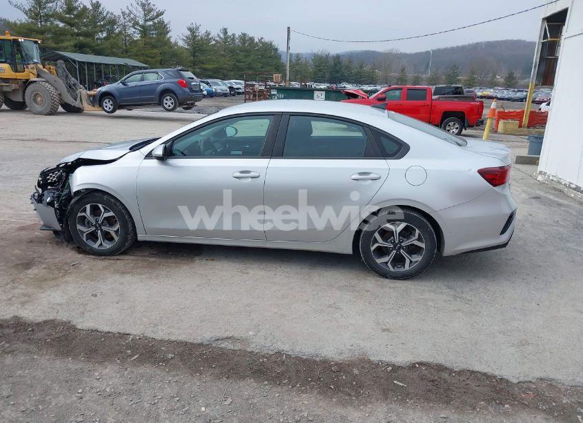 Photo 15 of 2019 Kia Forte LXS (VIN 3KPF24AD6KE083344)